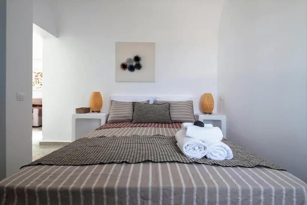 Gtk Santorini Oia Sunset Villas Tholos  Dış mekan fotoğraf